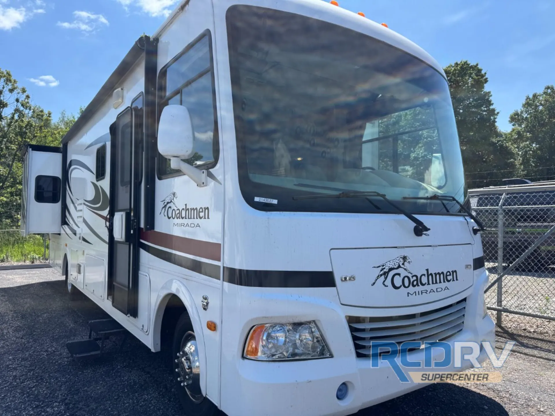2011 Coachmen Mirada 32DS - Photo 2