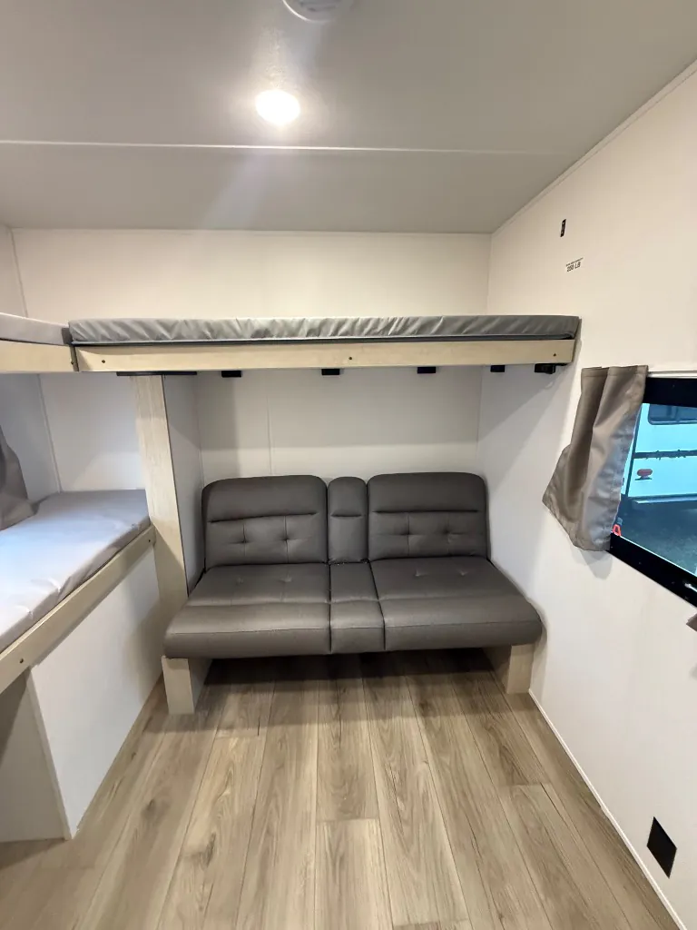 2026 Shasta RVs i-5 Edition 530BQB, Photos photo 18