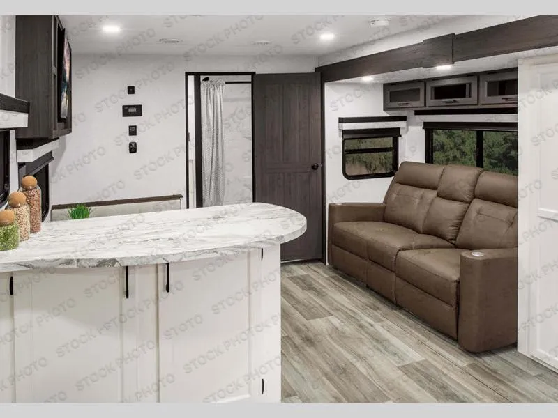 2026 Venture RV SportTrek 271VRB - Photo 4