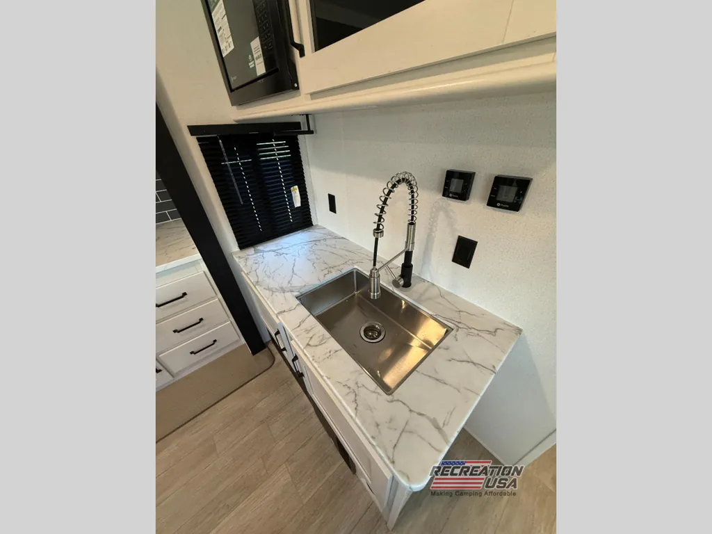 2026 Forest River Solaire 3380RLBT, Photos photo 10