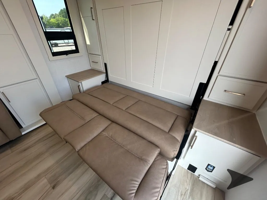 2026 Brinkley Model Ix 20X, Photos photo 39