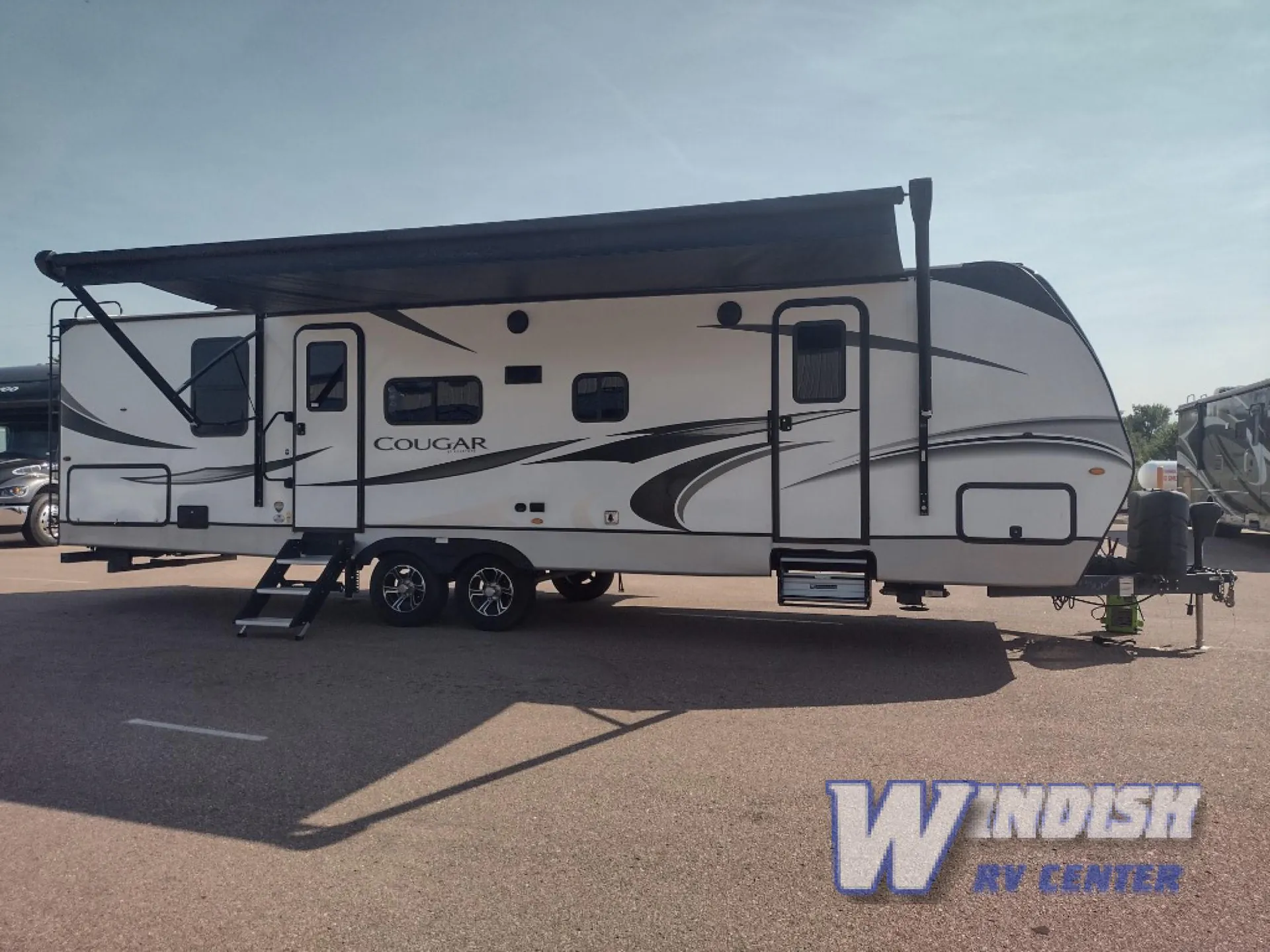 2022 Keystone Cougar Half-Ton 30BHS - Photo 2