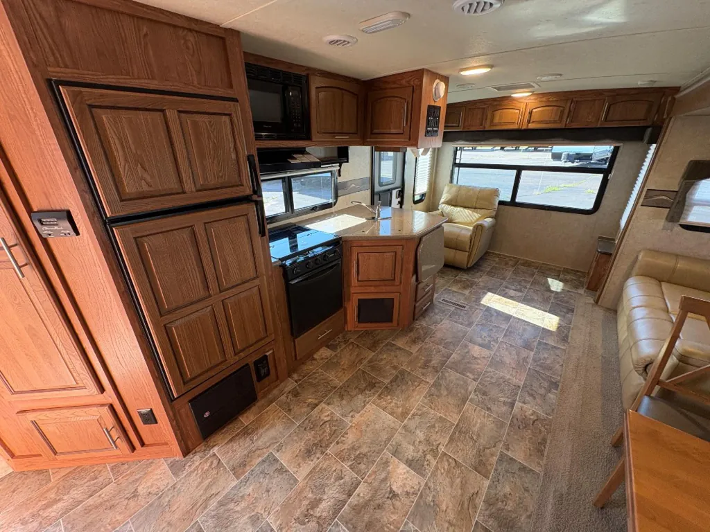 2015 Forest River Rockwood Ultra Lite 2904WS, Photos photo 9