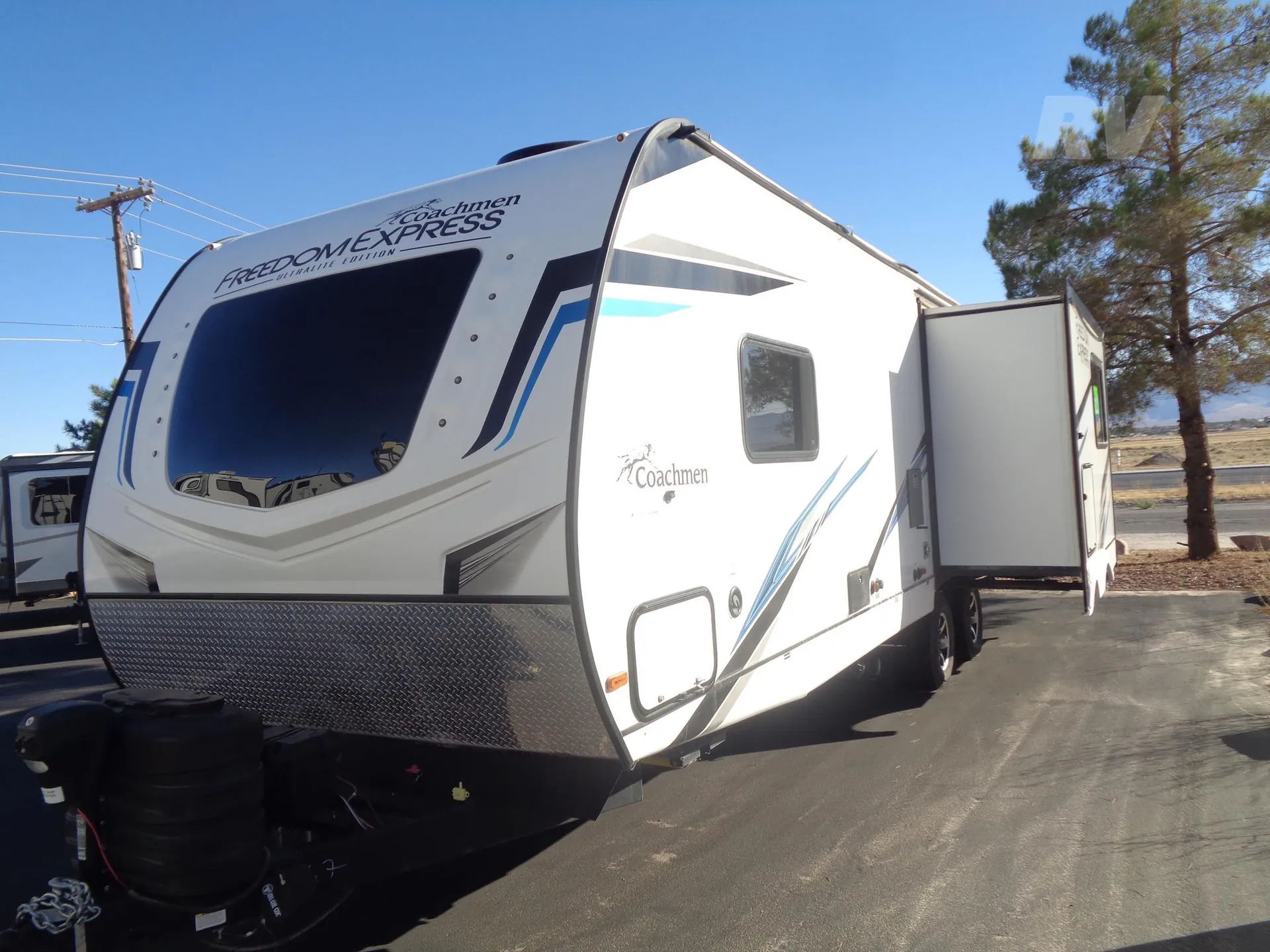 2023 Coachmen Freedom Express 274RKS - Photo 3
