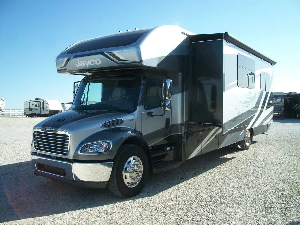 2023 Jayco Seneca 37K - Photo 4