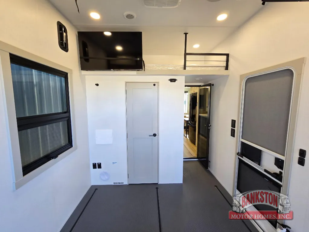 2026 Brinkley Model G 3970, Photos photo 24