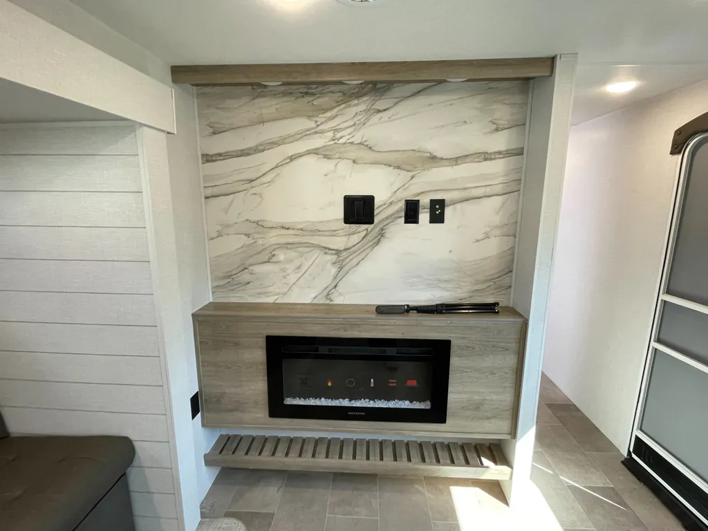 2026 Forest River Airelume 270, Photos photo 4