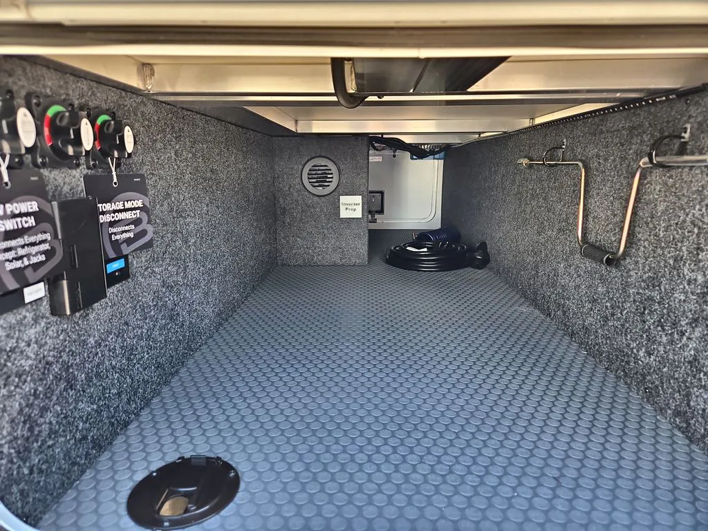 2026 Brinkley Model Ix 23X, Photos photo 8