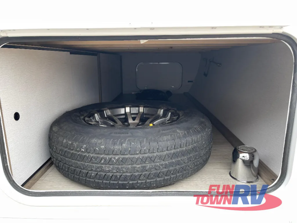 2026 Coachmen Freedom Express Select 30SE, Photos photo 8