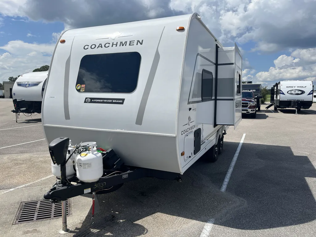 2026 Coachmen Freedom Express Select 18SE, Photos photo 18