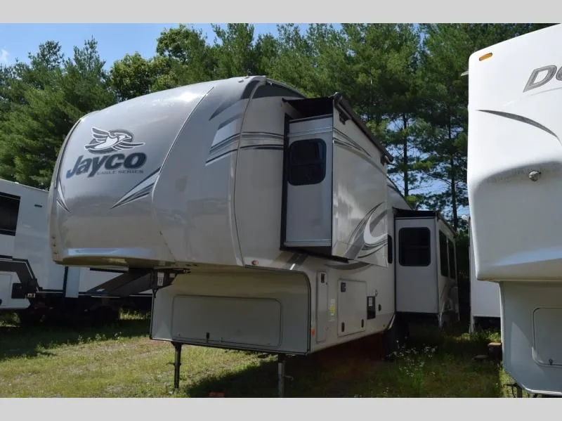 2019 Jayco Eagle 319MLOK - Photo 3