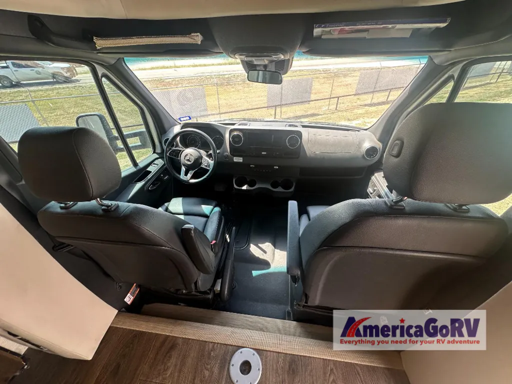 2020 Tiffin Wayfarer 25 RW, Photos photo 7