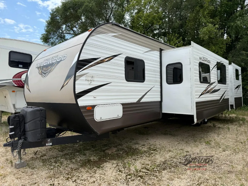 2019 Forest River Wildwood 31KQBTS, Photos photo 4
