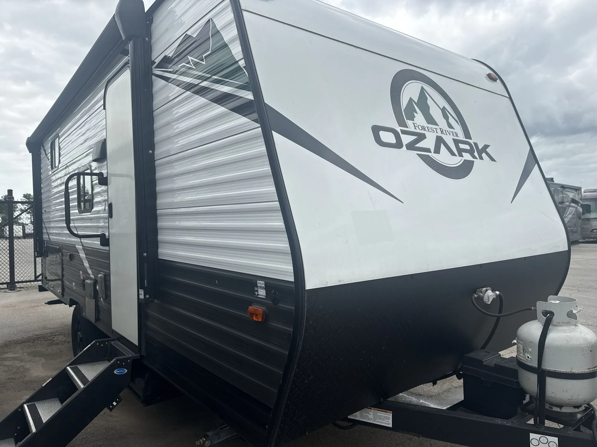 2022 Forest River Ozark 1680BSK - Photo 2