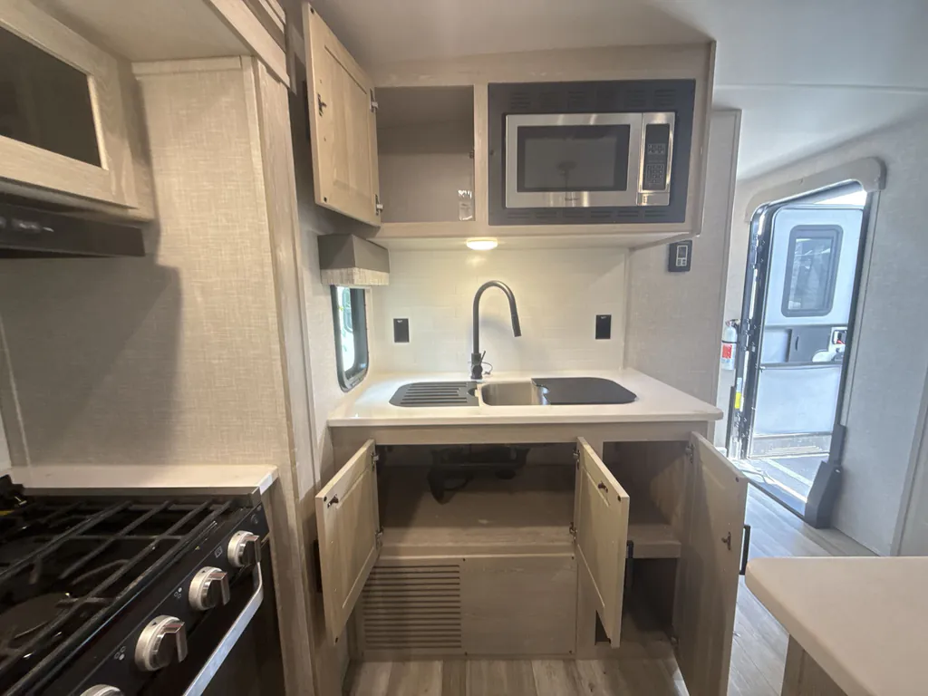 2022 Forest River Flagstaff Super Lite 29RLBS, Photos photo 33