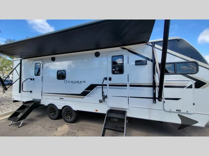 2026 Keystone Cougar Half-Ton 25FKD - Photo 3