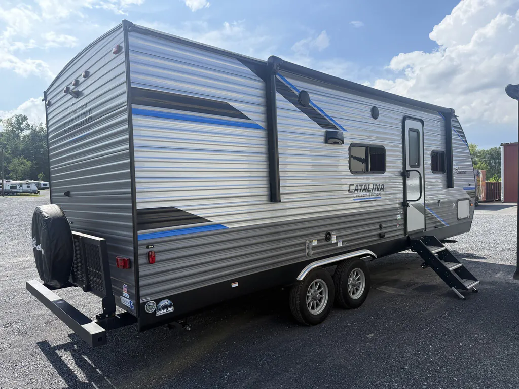 2022 Coachmen Catalina Legacy Edition 243RBS, Photos photo 7