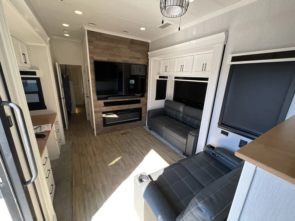 2023 Forest River RiverStone 391FSK, Photos photo 2