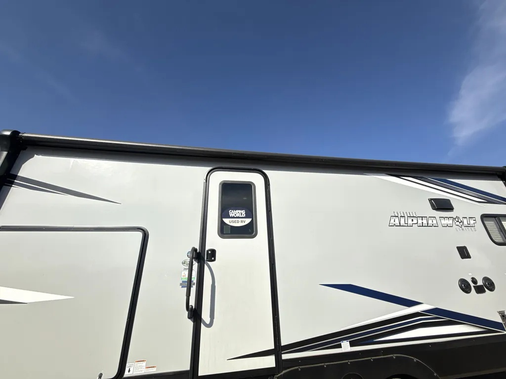 2022 Forest River Cherokee Alpha Wolf 26RB-L, Photos photo 21
