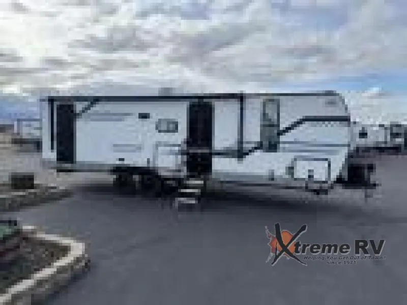 2025 Forest River Cherokee Alpha Wolf 26DBH - Photo 2