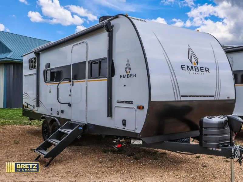 2026 Ember RV E-Series 22ETS - Photo 4