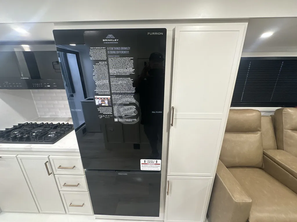 2026 Brinkley Model Ix 23X, Photos photo 4