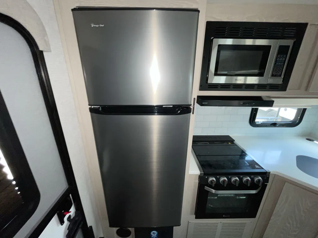 2023 Forest River Rockwood Ultra Lite 2614BS, Photos photo 8