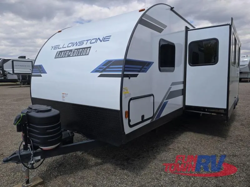 2026 Gulf Stream RV Yellowstone Ranch Edition 28BBS - Photo 3