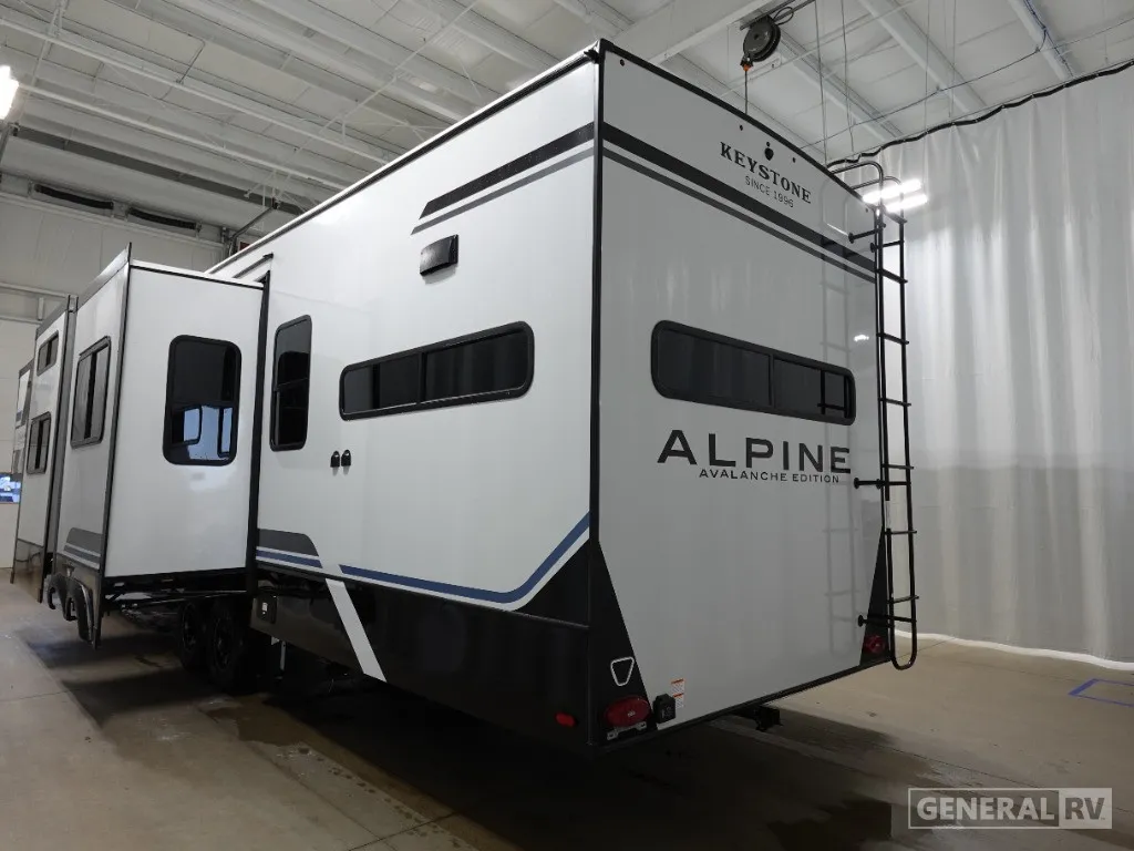 2026 Keystone Alpine Avalanche Edition 379MB - Photo 4
