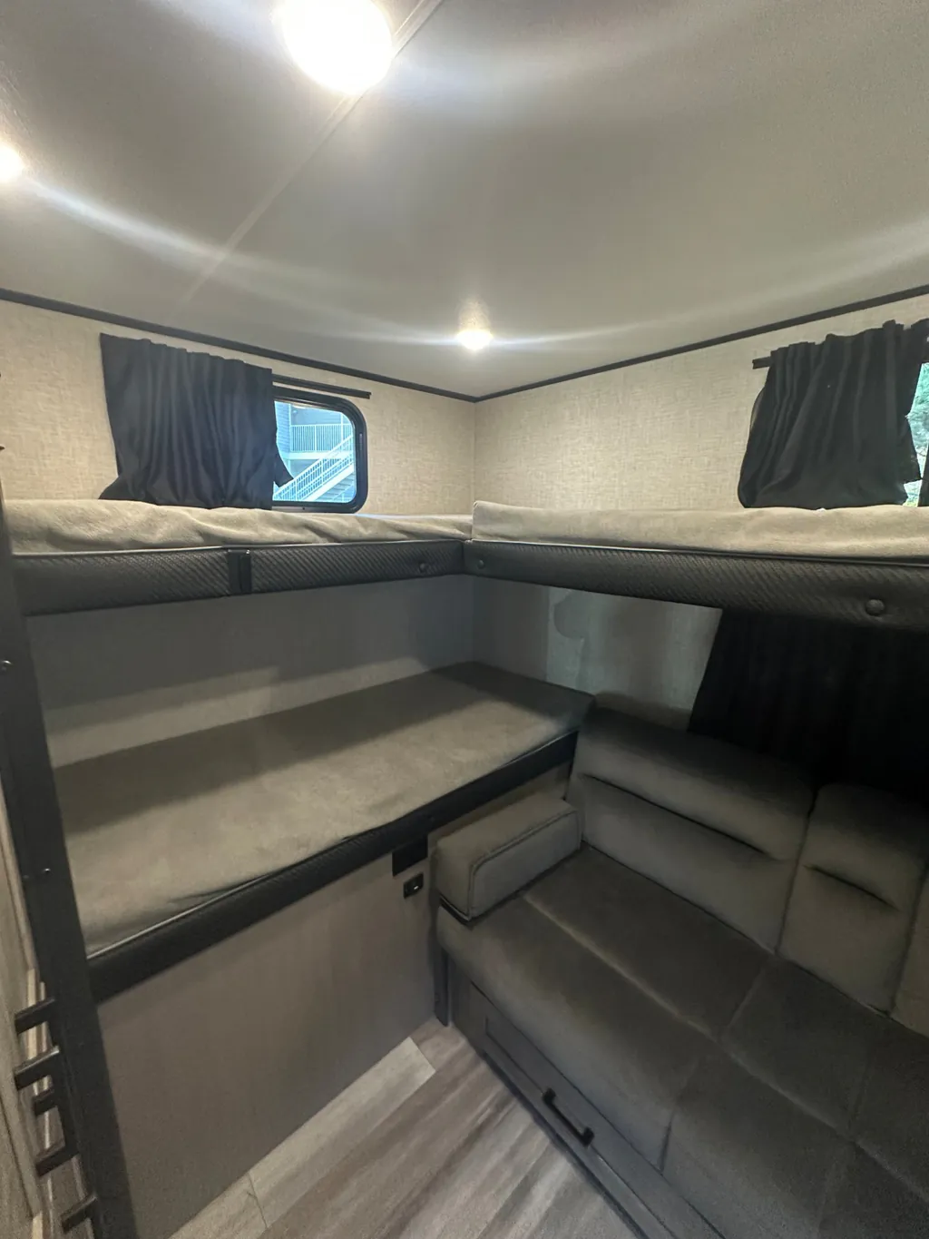2025 Jayco Jay Feather 29QBH, Photos photo 21