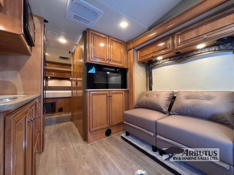 2015 Thor Motor Coach Siesta Sprinter 24SR - Photo 4