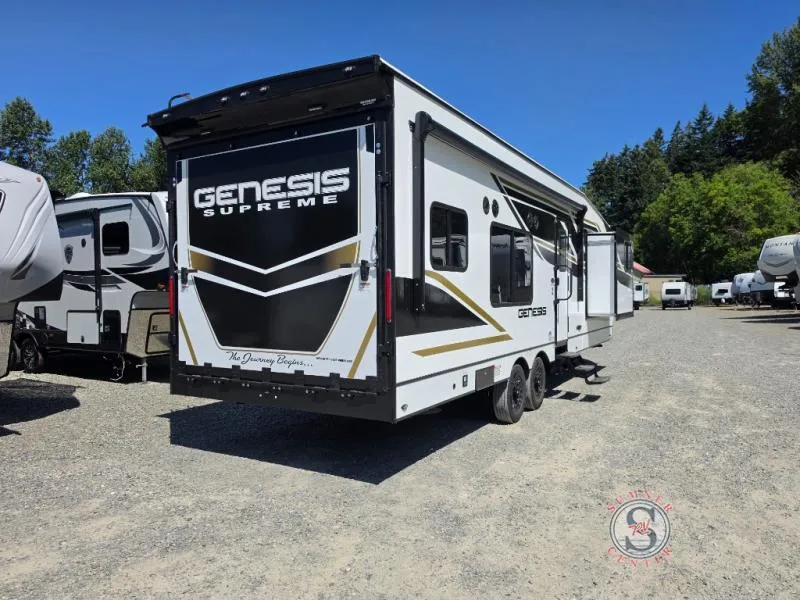 2026 Genesis Supreme Genesis Supreme 2915CRXL - Photo 3