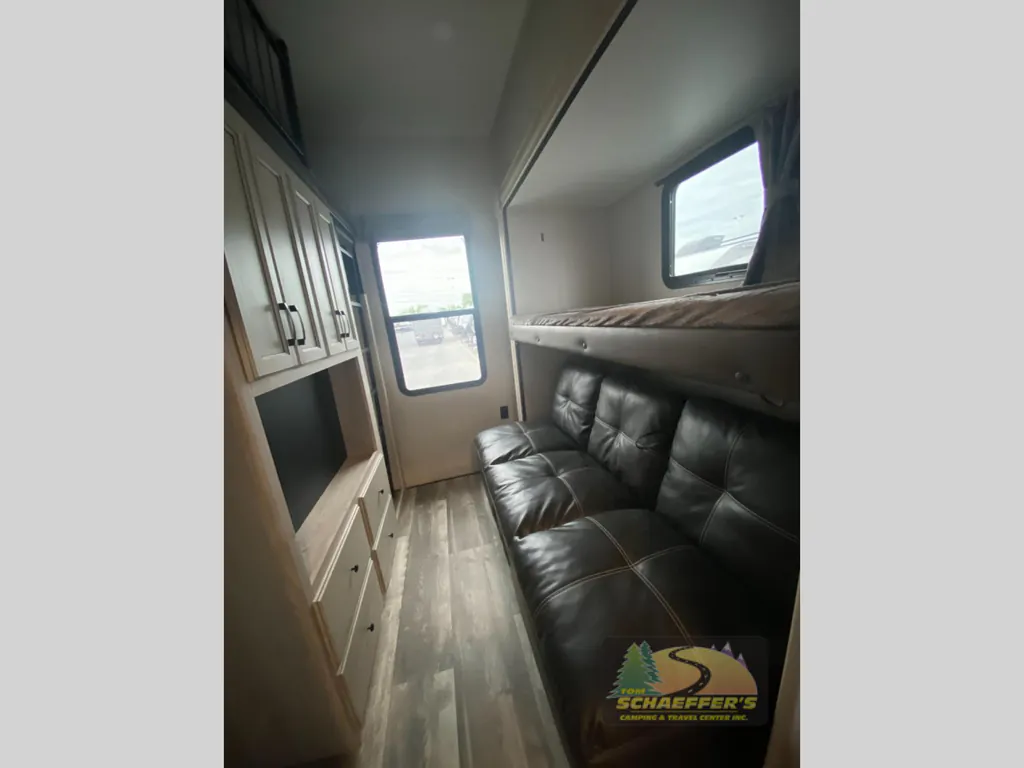 2023 Forest River Sandpiper 3330BH, Photos photo 15