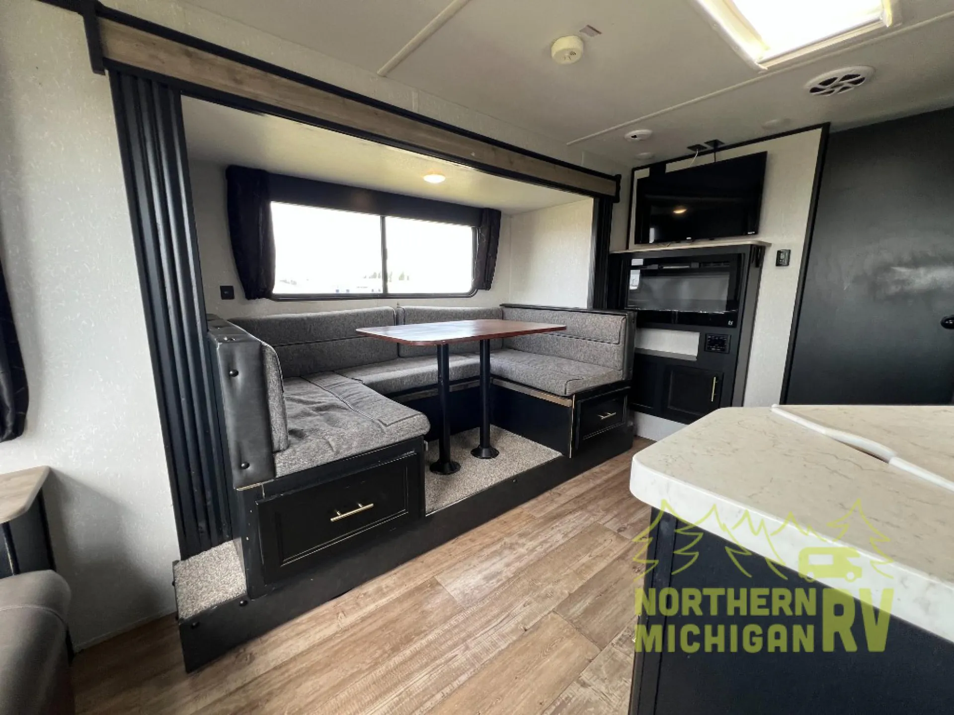 2021 Forest River Cherokee Grey Wolf 23MK - Photo 3