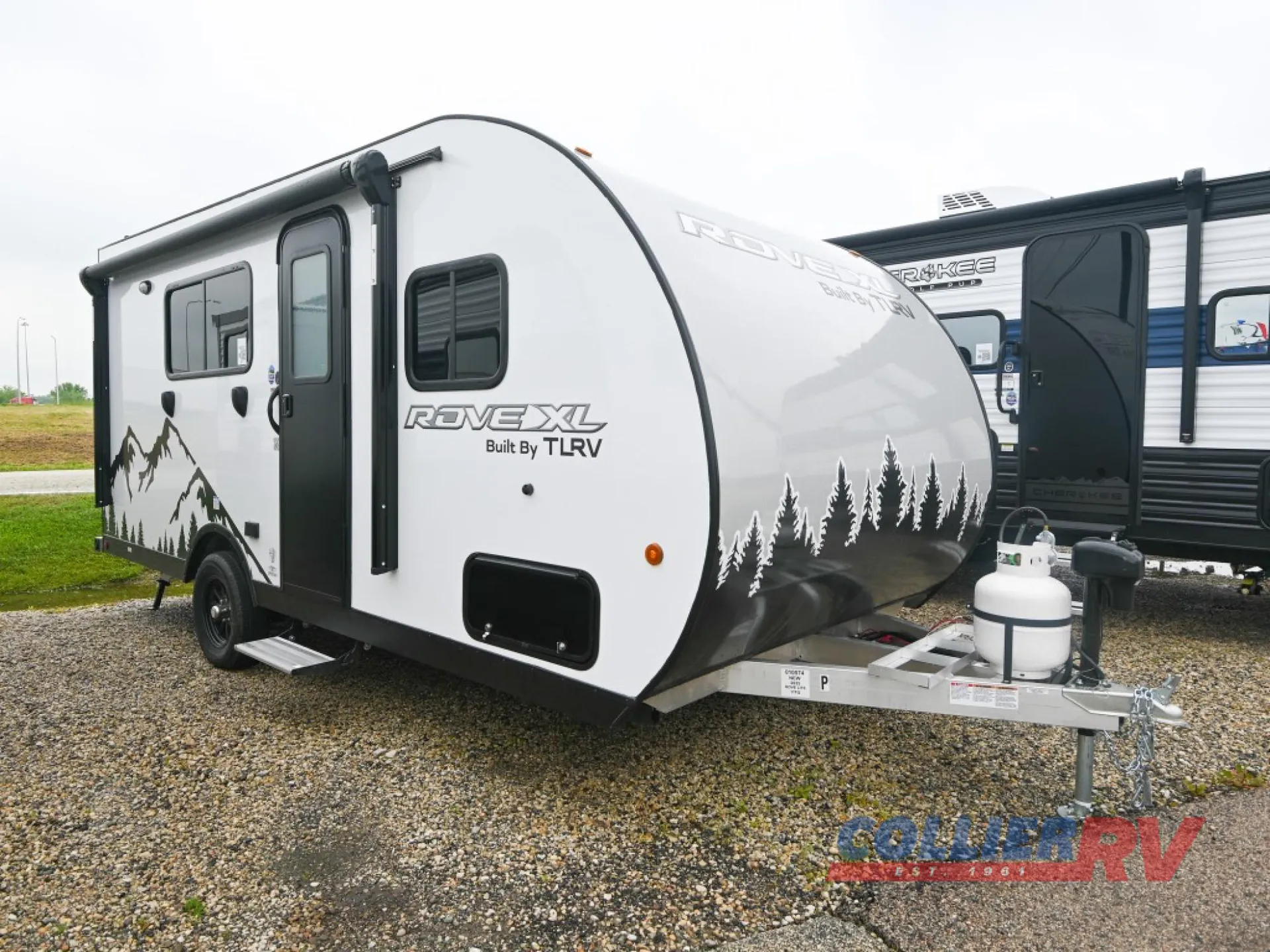 2025 Travel Lite Rove XL 17FQ - Photo 2