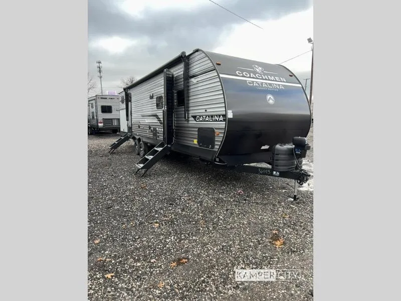 2026 Coachmen Catalina Legacy Edition 323BHDSCK - Photo 2