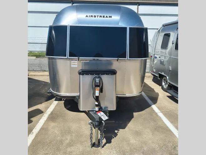2026 Airstream Bambi 16RB - Photo 3