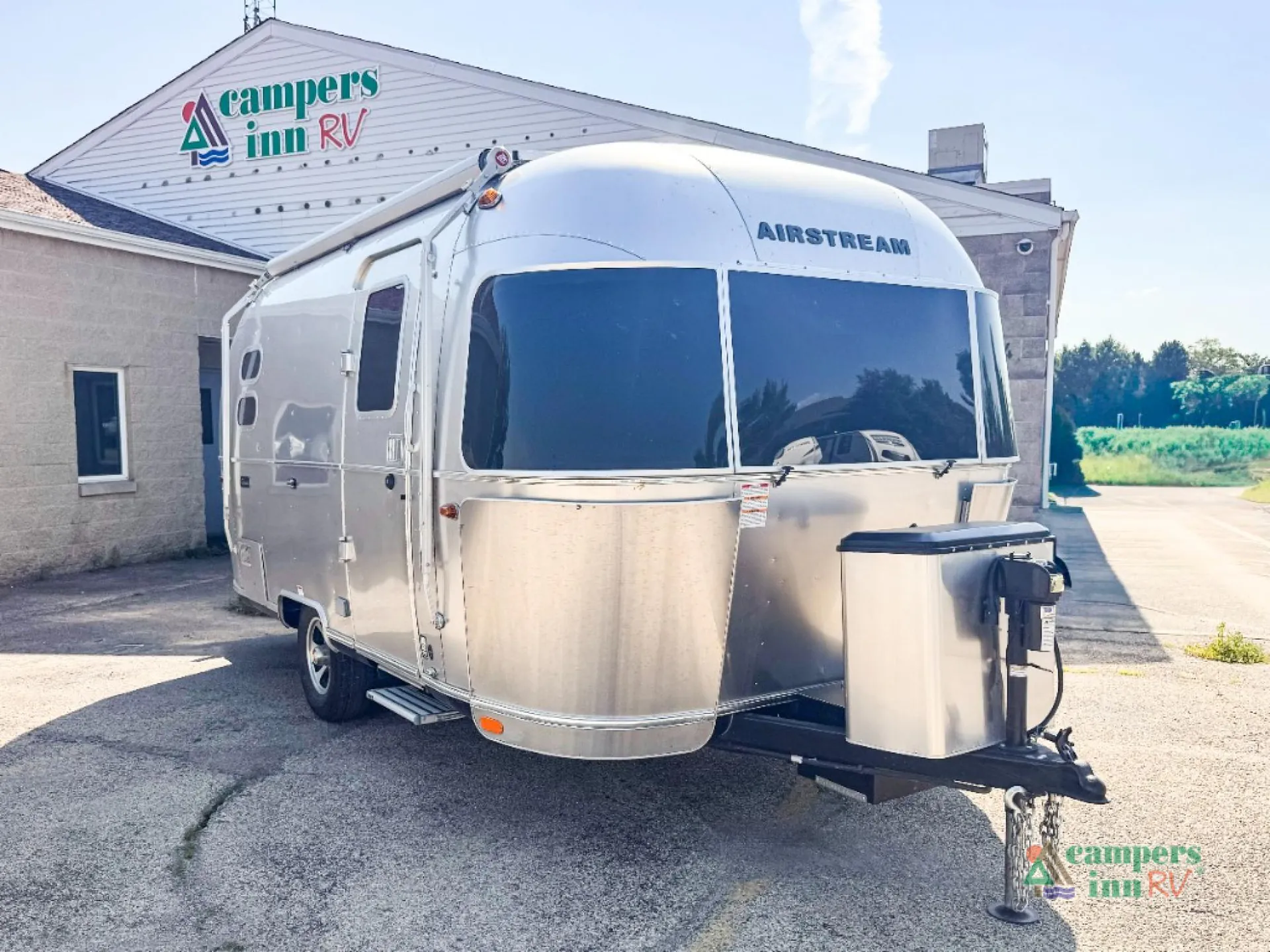 2020 Airstream Caravel 19CB - Photo 2