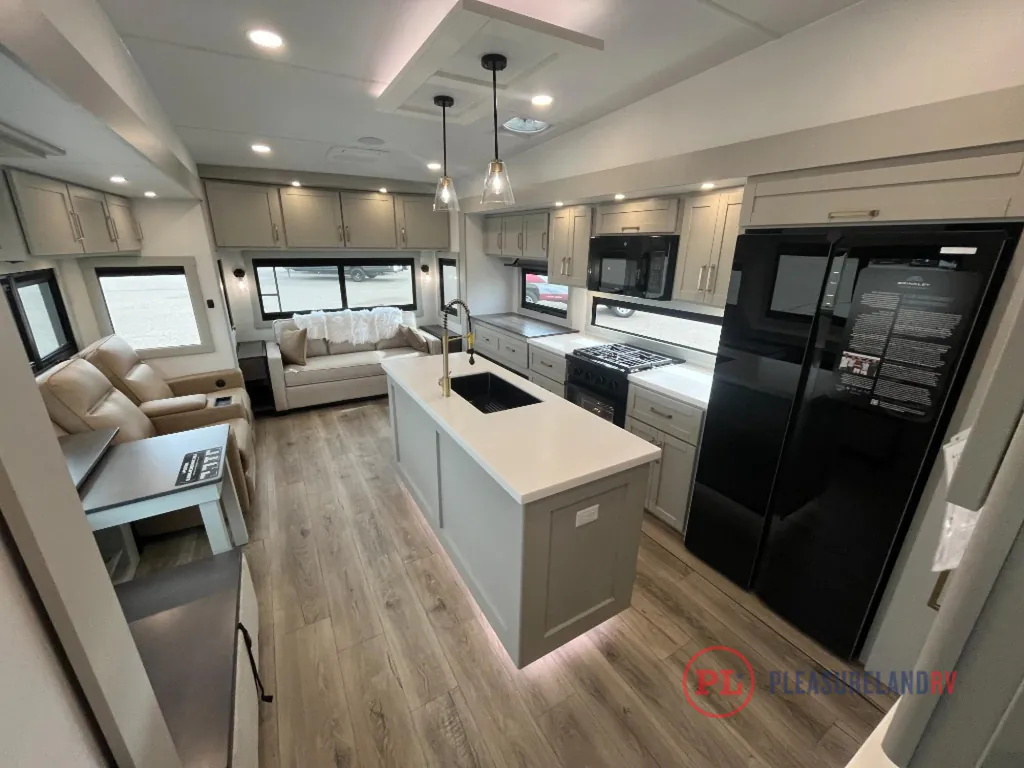 2026 Brinkley Model Z 3600, Photos photo 5