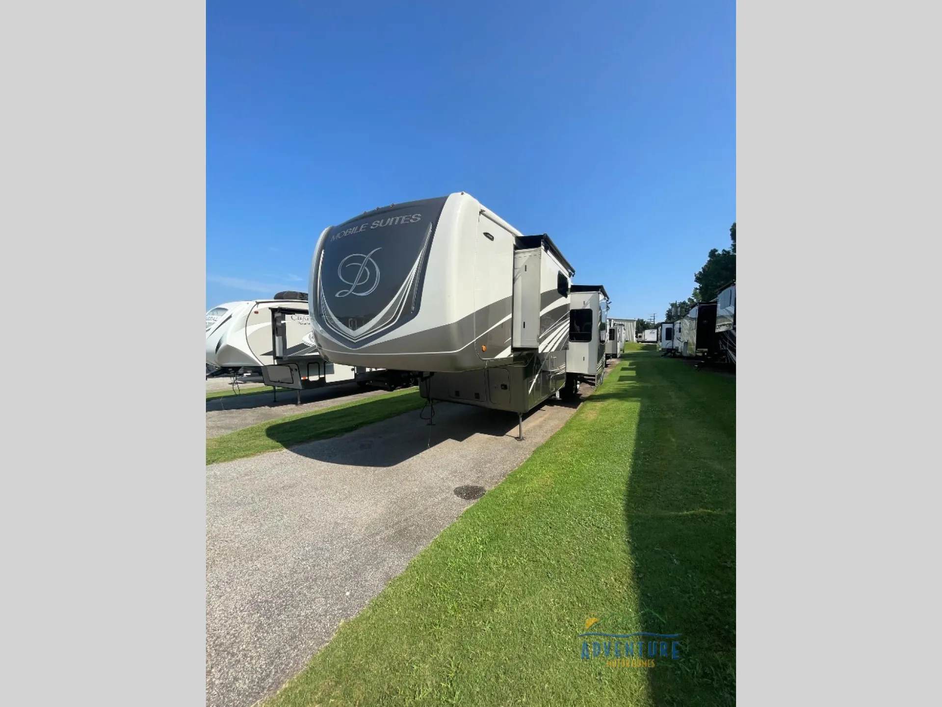 2021 DRV Mobile Suites 41FKMB - Photo 2