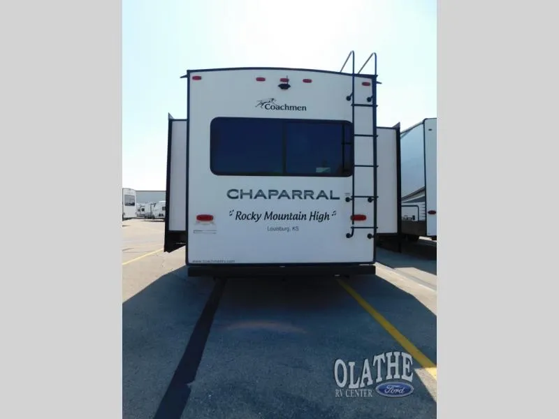 2023 Coachmen Chaparral 298RLS - Photo 3