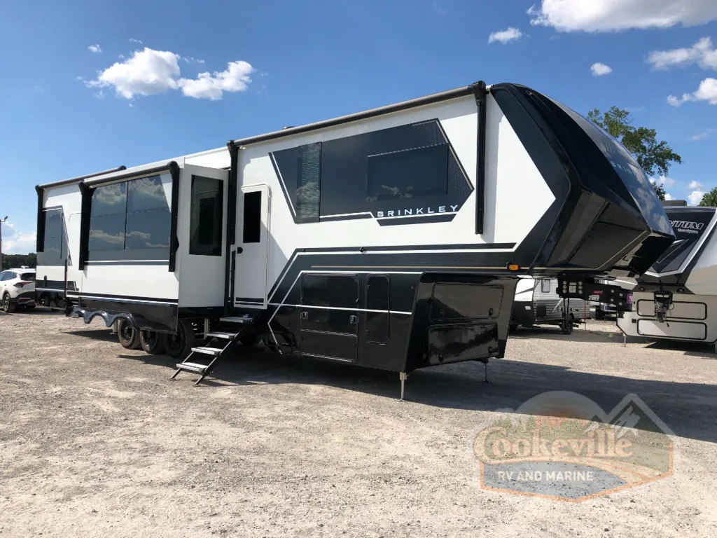 2026 Brinkley Model G 4100, Photos photo 34