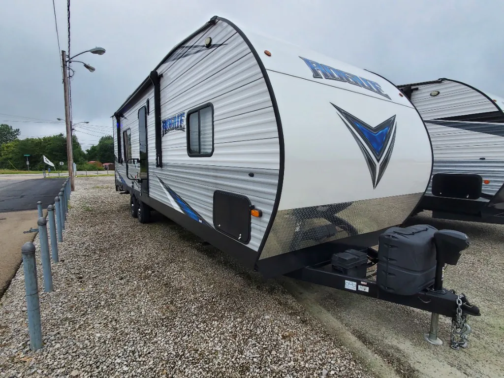 2021 Forest River Vengeance Rogue 26V, Photos photo 7