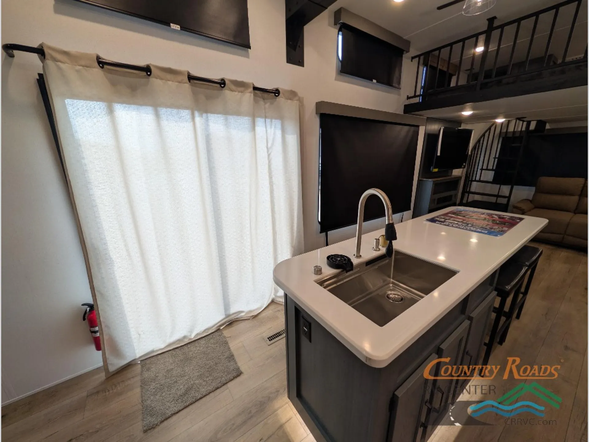 2026 Forest River Puma Vista 423LFT - Photo 4