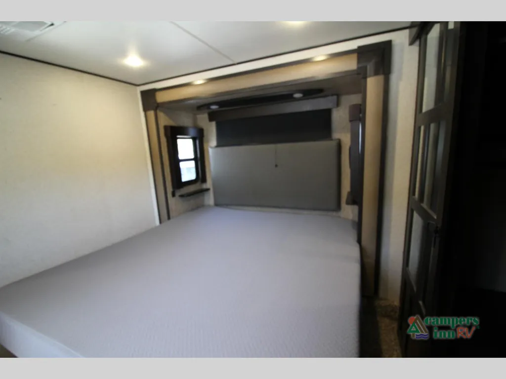2016 Grand Design Momentum 380TH, Photos photo 87