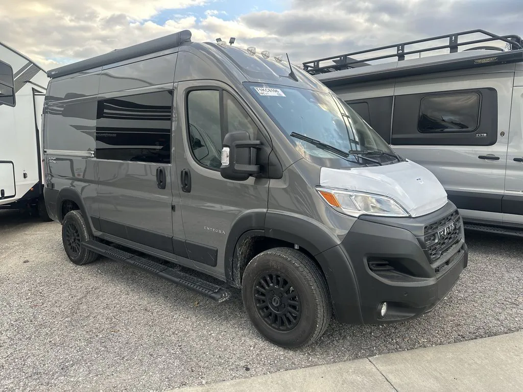 2026 Entegra Coach ARC 18C - Photo 2