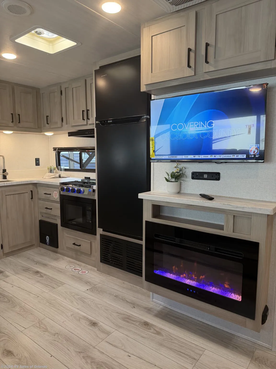 2025 East to West Silver Lake 2600RB - Photo 4