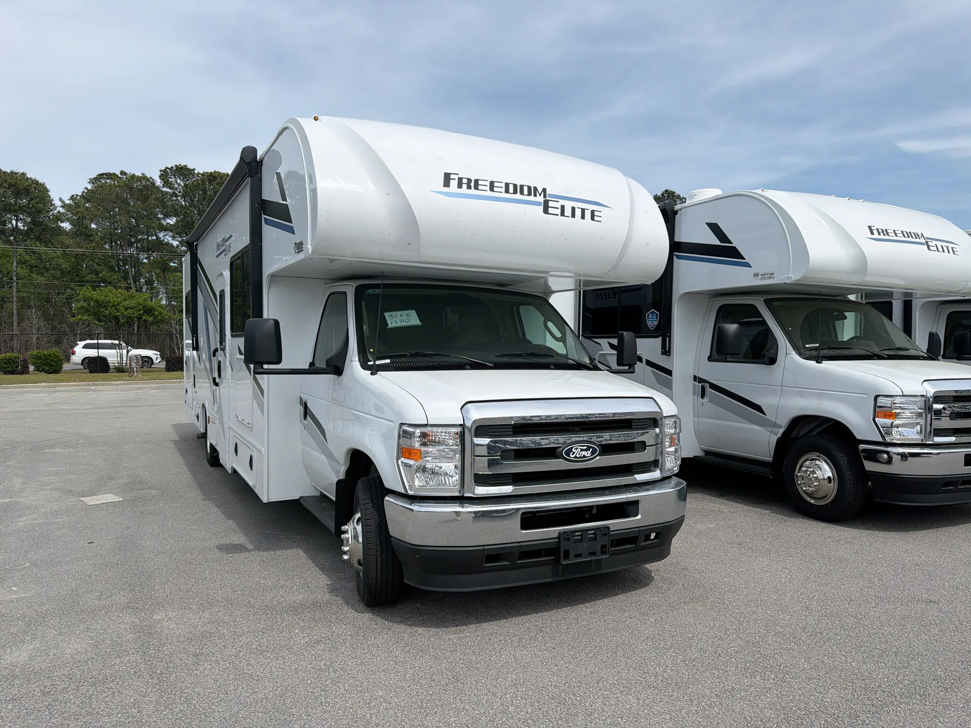 2026 Thor Motor Coach Freedom Elite 31FE - Photo 2