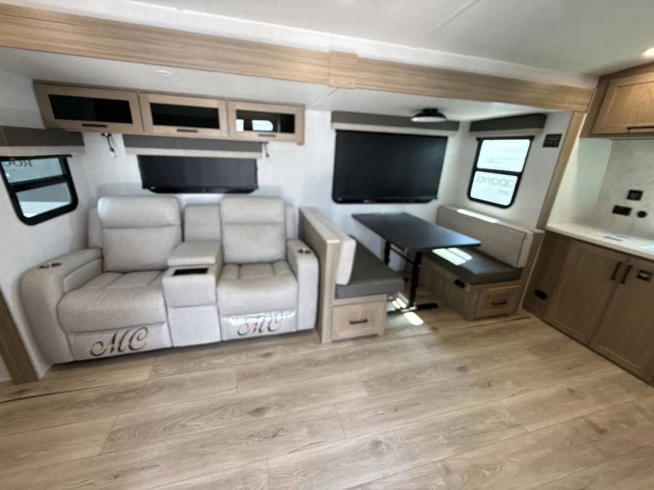 2027 Forest River Rockwood Ultra Lite 2608BS — Photo 7