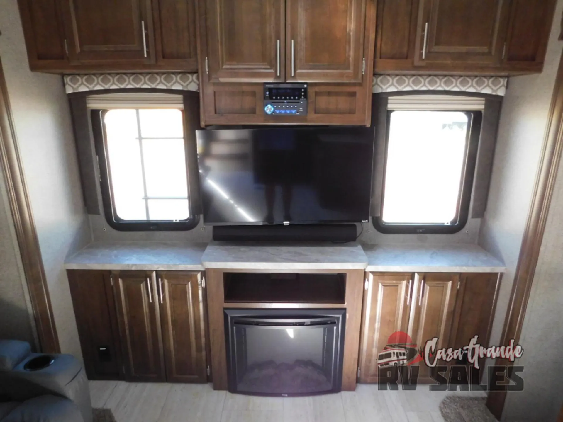 2019 Forest River Flagstaff Super Lite 526RLWS - Photo 3
